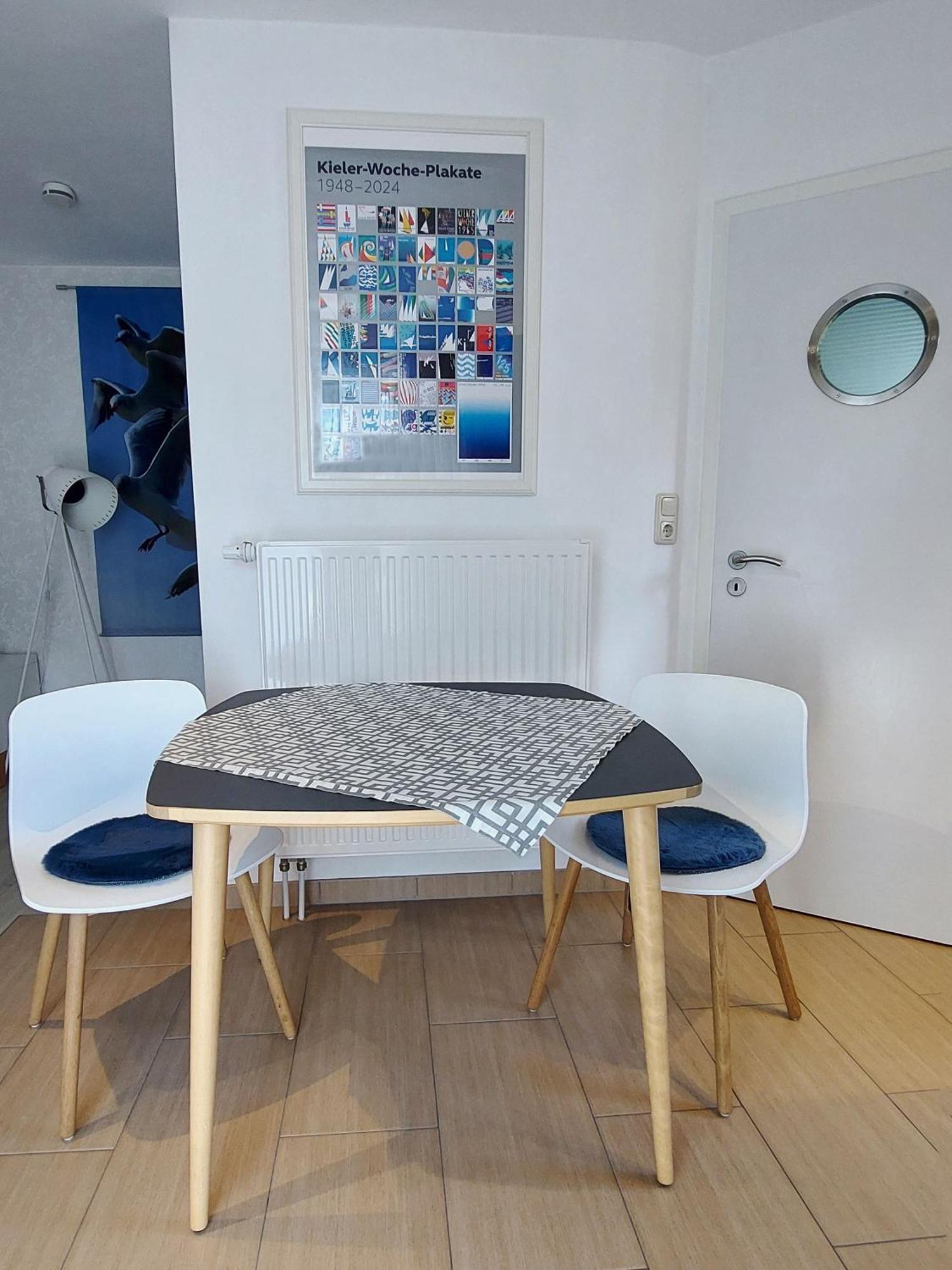 Backstage Apartment Kiel-Holtenau Exteriör bild